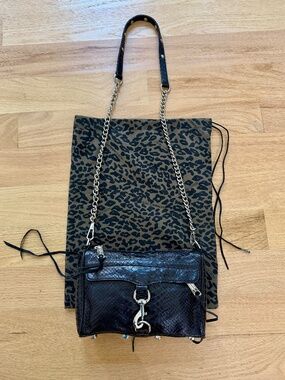 Rebecca Minkoff iLeather Crossbody Bag n Black Embossed Leather